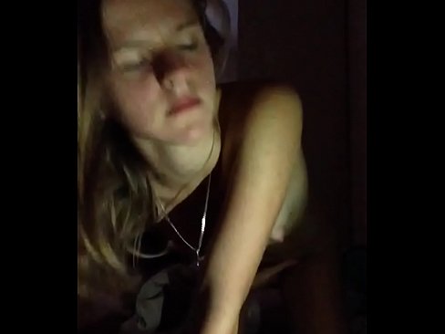 ❤️ Unha rapaza masturbanse e corre ❤️ Porno en nós ️❤